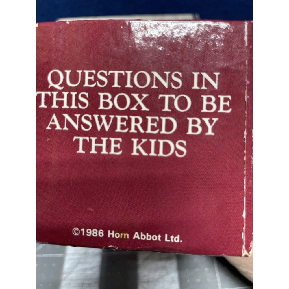 Trivial Pursuit 1986 Magic of Disney Family Game Parts‎ Kids Trivia Cards - Picture 3 of 5